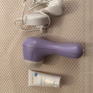 Clarisonic Mia facial